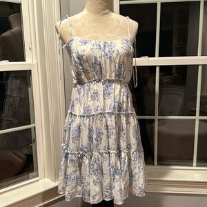 NWT adorable blue, and white floral dress